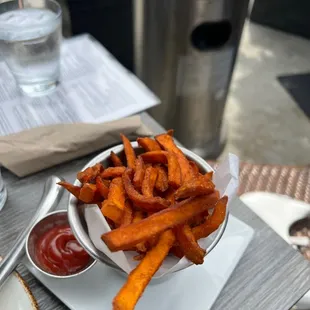 Side Sweet Potatoe Fries