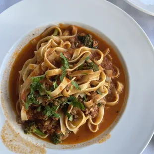 FETTUCCINE ALLA BOLOGNESE