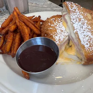 Monte Cristo Sandwich