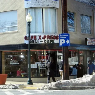 Cafe X-Press, February 3, 2011