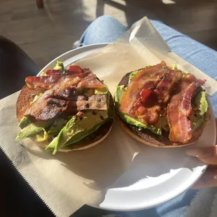 Avocado bagel with bacon