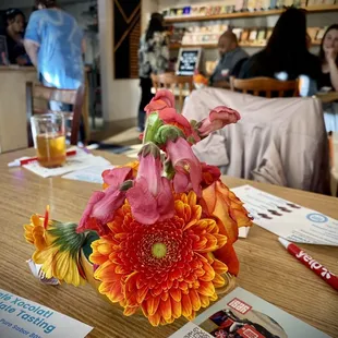 04.13.23 Beautiful colorful fresh flowers on the tables.