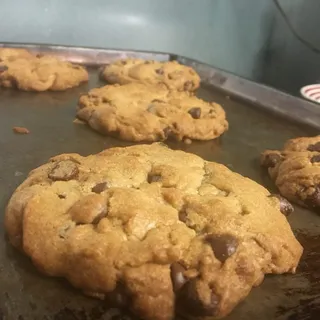 Chocolate Chip Cookie