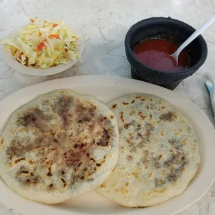 Pupusas de Queso con Frijol!!