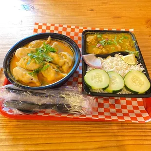 Kathmandu Jhol Momo (10 pcs) Himalayan Chicken