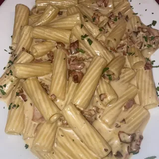 Rigatoni Carbonara