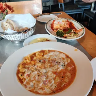 pasta dish, pasta, food