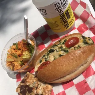 Chicken Florentine sandwich, taco salad, (can't remember the dessert) and a lemonade vitamin water!