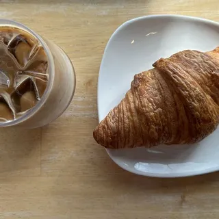 Plain Croissant