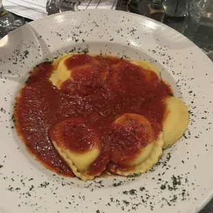 Cheese - filled Tortellini Rosso