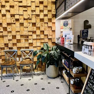 Entry area w/ beautiful details