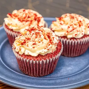 Red Velvet cupcakes for all