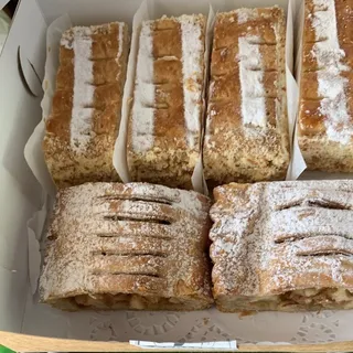 Apple Strudel