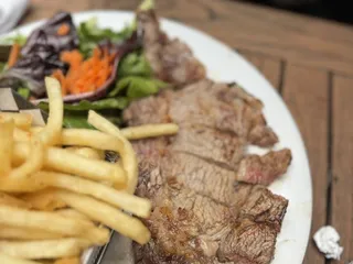 Brioche Bakery & Cafe