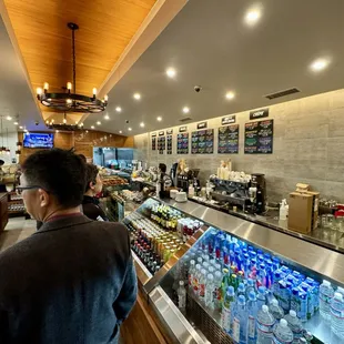 sushi and sashimi, interior