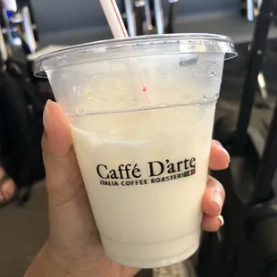 12 oz iced jasmine tea latte