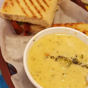 Turkey pesto and broccoli cheddar soup