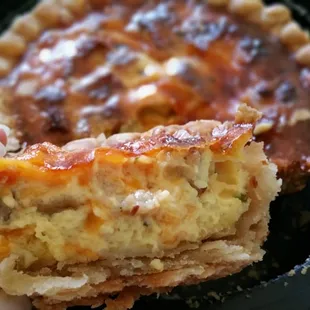 Go on &amp; quiche the girl.