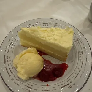 Limoncello cake, raspberry sauce and ice cream