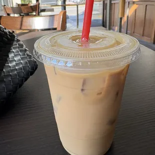 Oatmilk Vanilla Latte