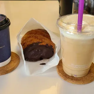 MADAGASCAR VANILLA LATTE