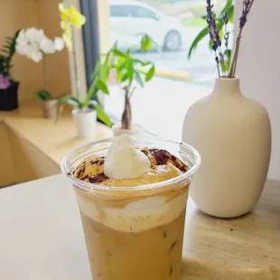 Madagascar vanilla Cream Top