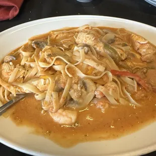 Chicken and shrimp Alfredo