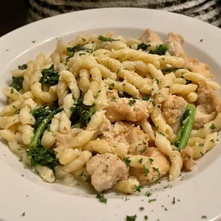 Fusilli With Chicken &amp; Broccoli Rabe