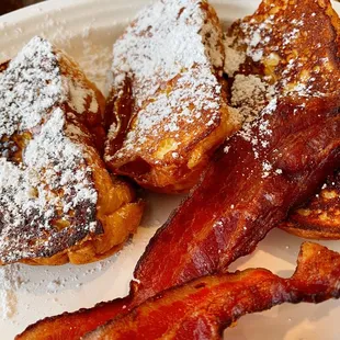 french toast with side bacon
