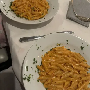 pasta dish, pasta, food