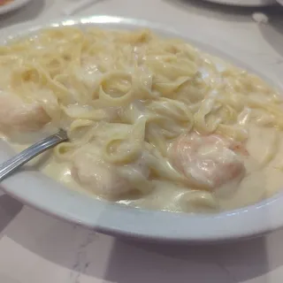 Fettuccine Alfredo