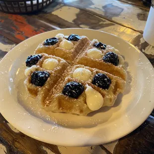 Blueberry Croffle