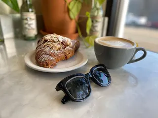 Beacon Coffee & Pantry