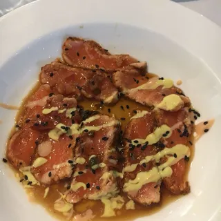 Salmon carpaccio