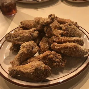15 pc Garlic Parm wings. Didn't expect them to be dry rubbed but they were good.