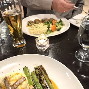 You brought a candle to our table after we sat down. Perfect!