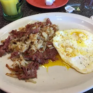 Corned beef hash breakfast