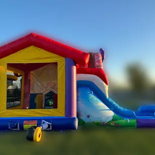 Candy Kingdom Wet Slide Bounce Combo