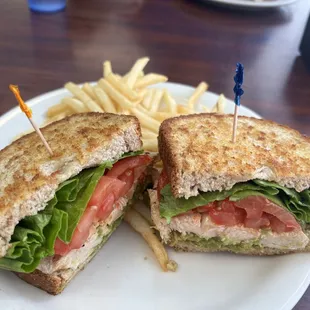 Simple but delicious, and so fresh Boulder Chicken Sandwich!