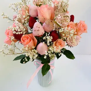 a vase of roses