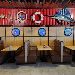 These were only empty seats on Mothers Day! Nice design &amp; decor at Cajun Bay.