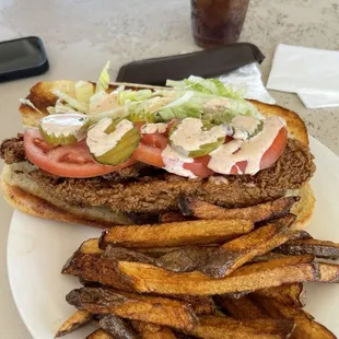 Catfish poboy and seasoned fries