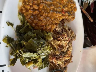 Southern Eaze Bar & Grill