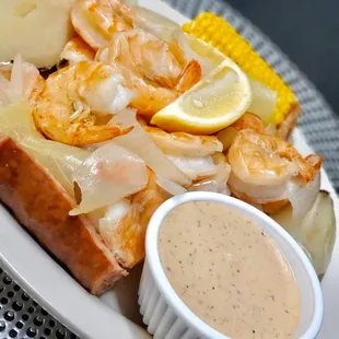 shrimp, potatoes, and corn
