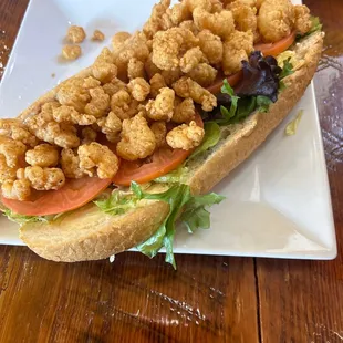 Shrimp poboy