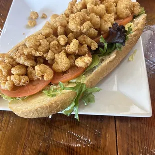 Shrimp poboy