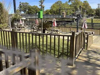 Pelican's On the Bayou