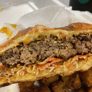 Crabby Patty burger - Dry AF!