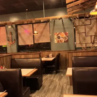 sushi and sashimi, interior
