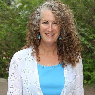 Jo K.